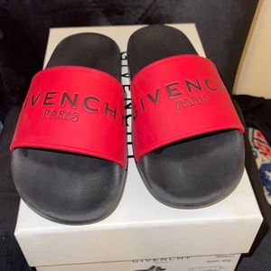 Kids Givenchy slides